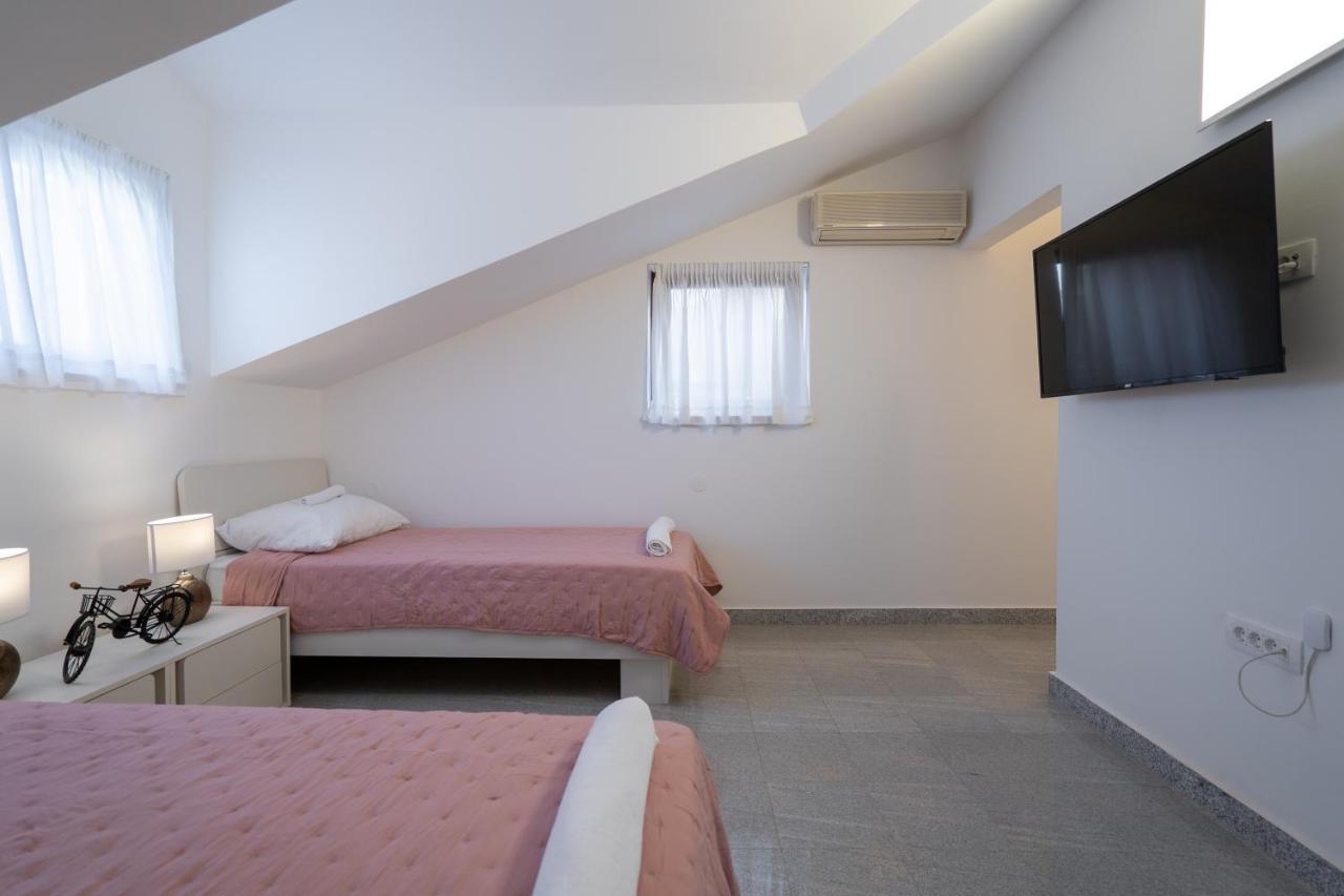 Lusi House Βίλα Sveti Filip i Jakov Εξωτερικό φωτογραφία